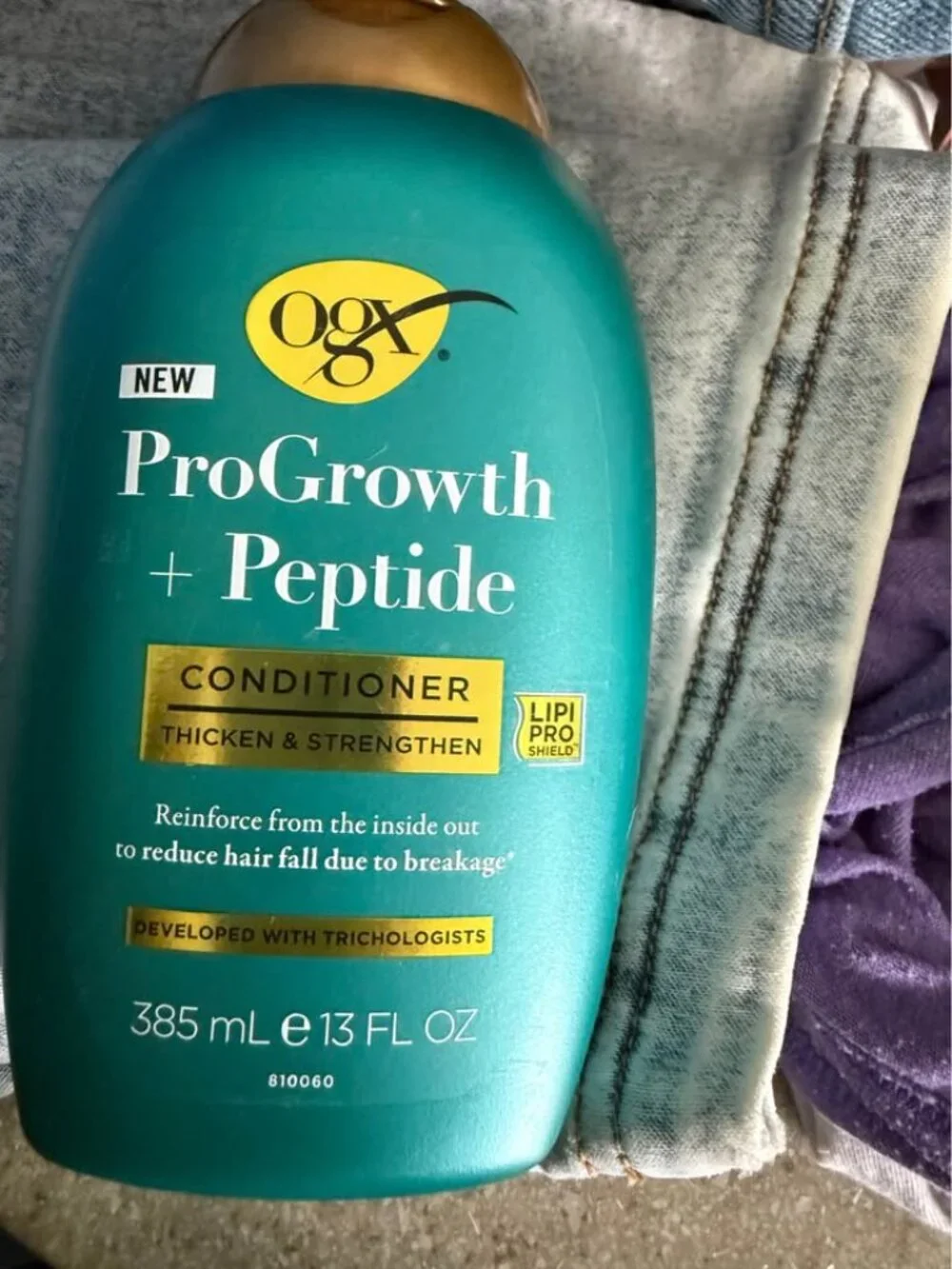 Ogx pro growth shampoo/conditioner and serum.